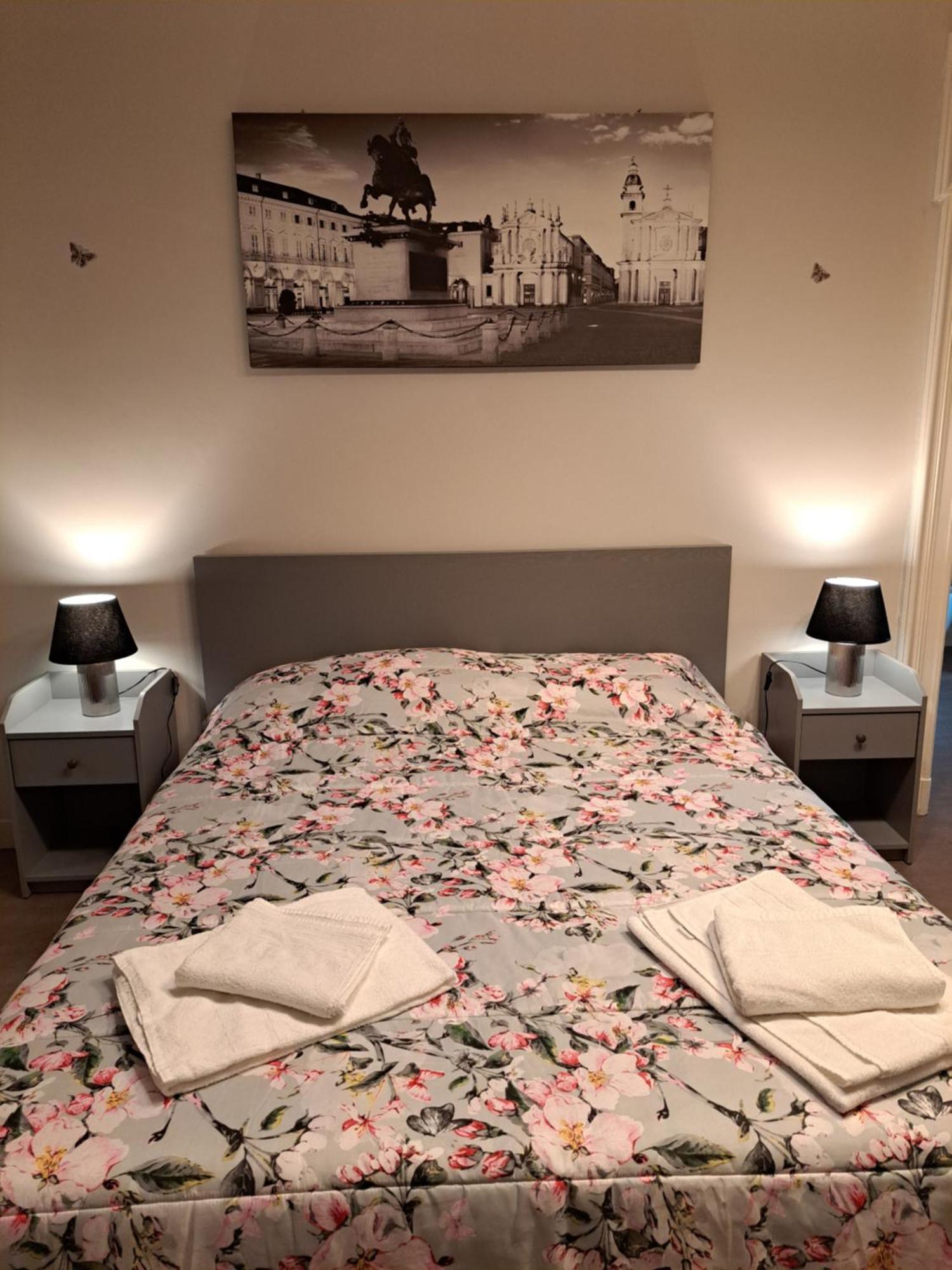 Hotel Loca à Turin Extérieur photo