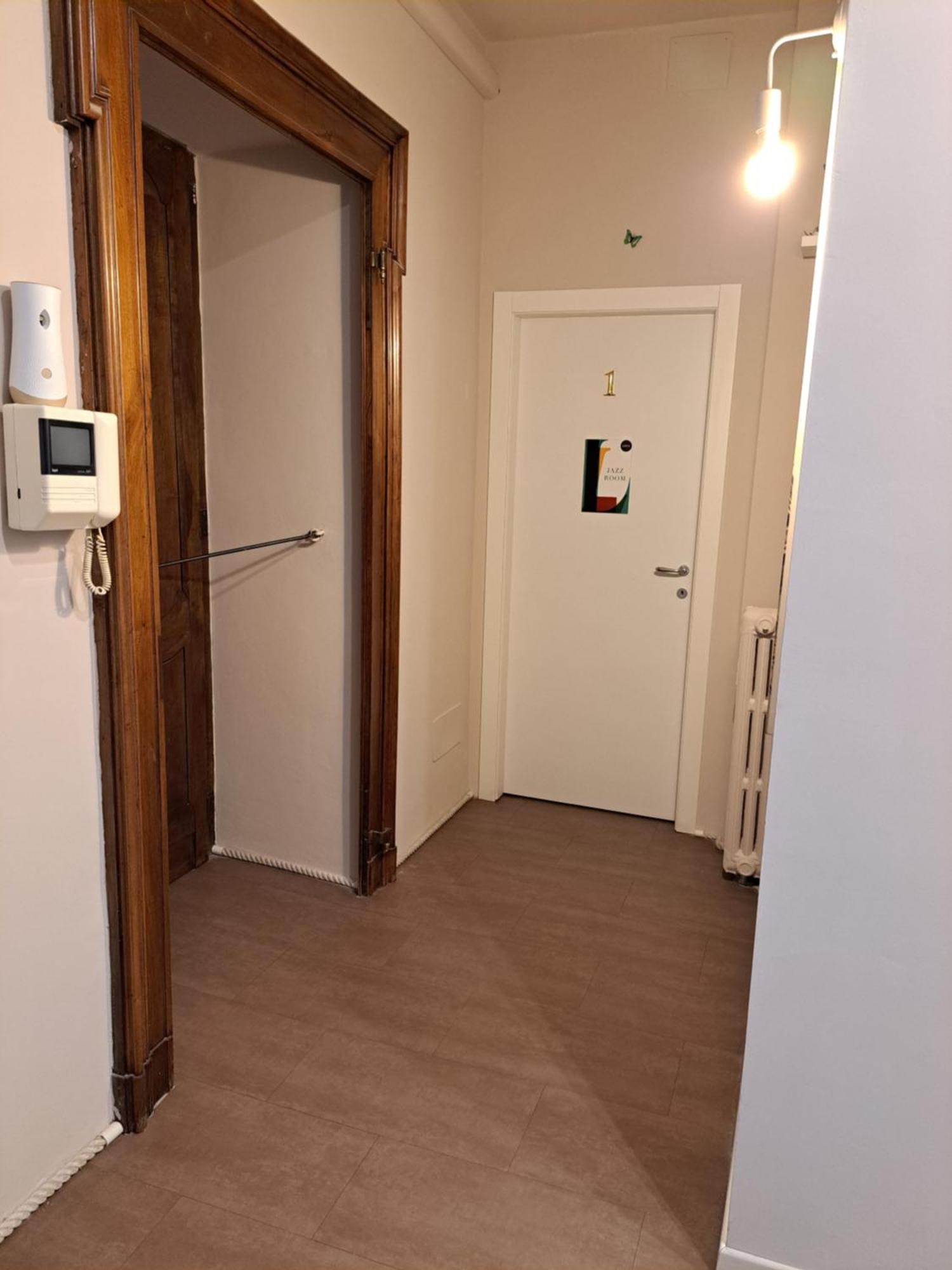 Hotel Loca à Turin Extérieur photo