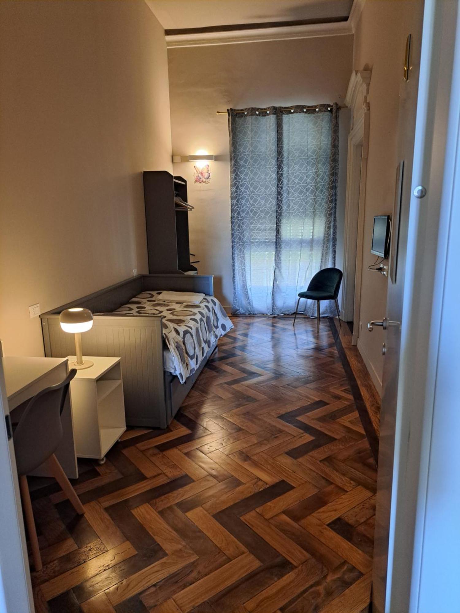 Hotel Loca à Turin Extérieur photo