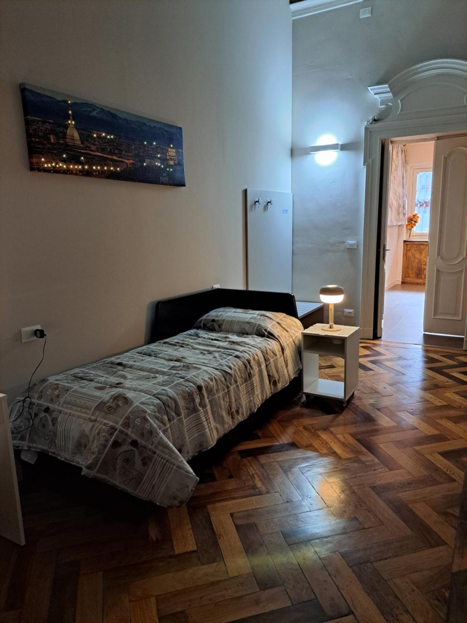 Hotel Loca à Turin Extérieur photo