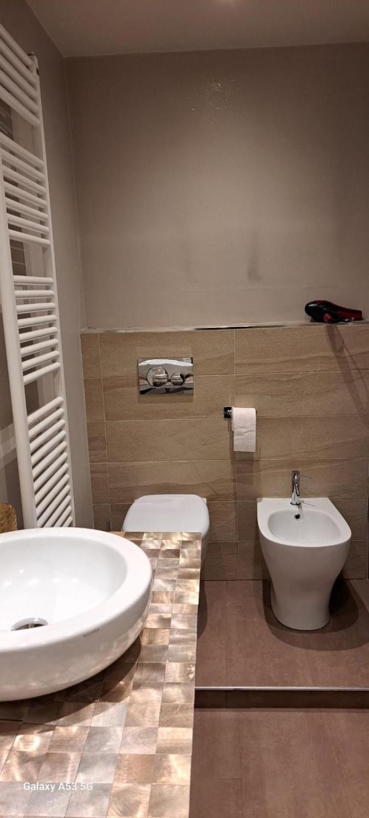 Hotel Loca à Turin Extérieur photo